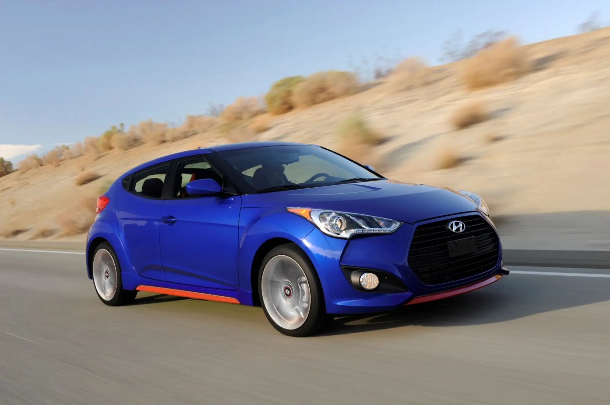 Hyundai Veloster ottiene 5 stelle per la protezione globale da NHTSA - 17