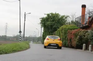 Hyundai Veloster - Test Drive 2012