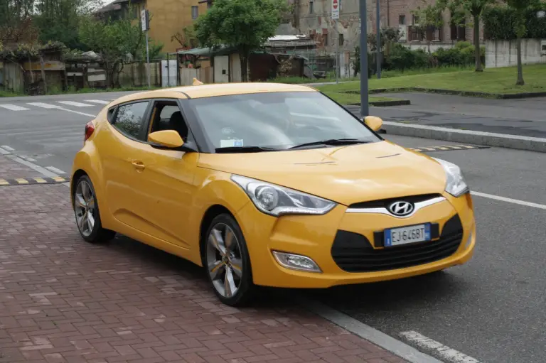 Hyundai Veloster - Test Drive 2012 - 14