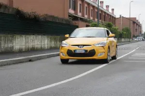 Hyundai Veloster - Test Drive 2012