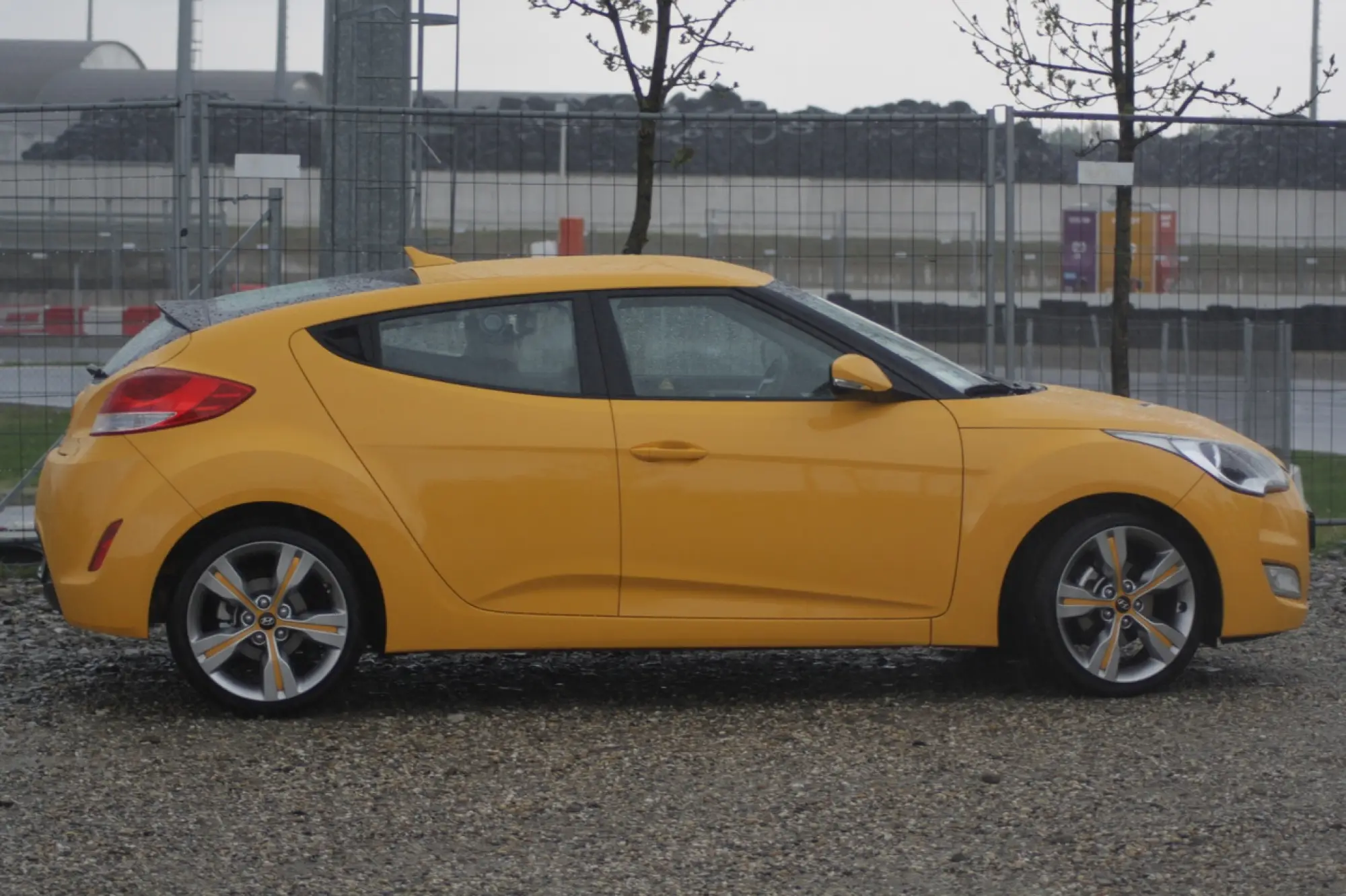 Hyundai Veloster - Test Drive 2012 - 13