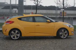 Hyundai Veloster - Test Drive 2012 - 13