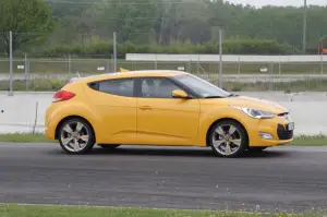 Hyundai Veloster - Test Drive 2012