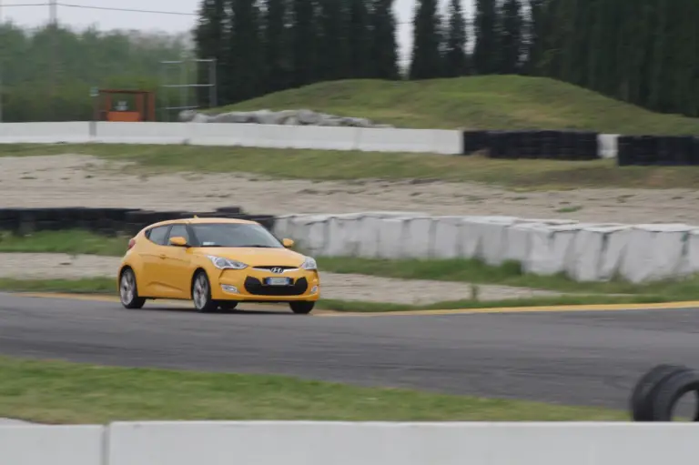 Hyundai Veloster - Test Drive 2012 - 43