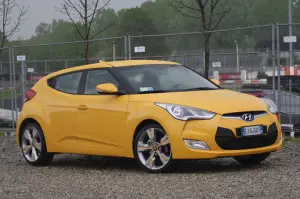 Hyundai Veloster - Test Drive 2012