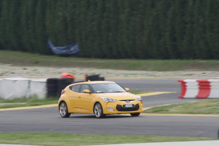 Hyundai Veloster - Test Drive 2012 - 54