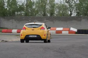 Hyundai Veloster - Test Drive 2012