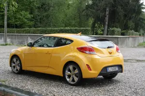 Hyundai Veloster - Test Drive 2012