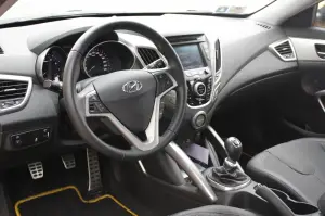 Hyundai Veloster - Test Drive 2012