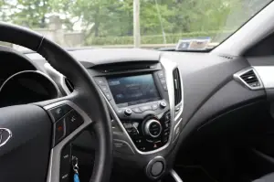 Hyundai Veloster - Test Drive 2012