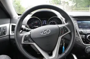 Hyundai Veloster - Test Drive 2012