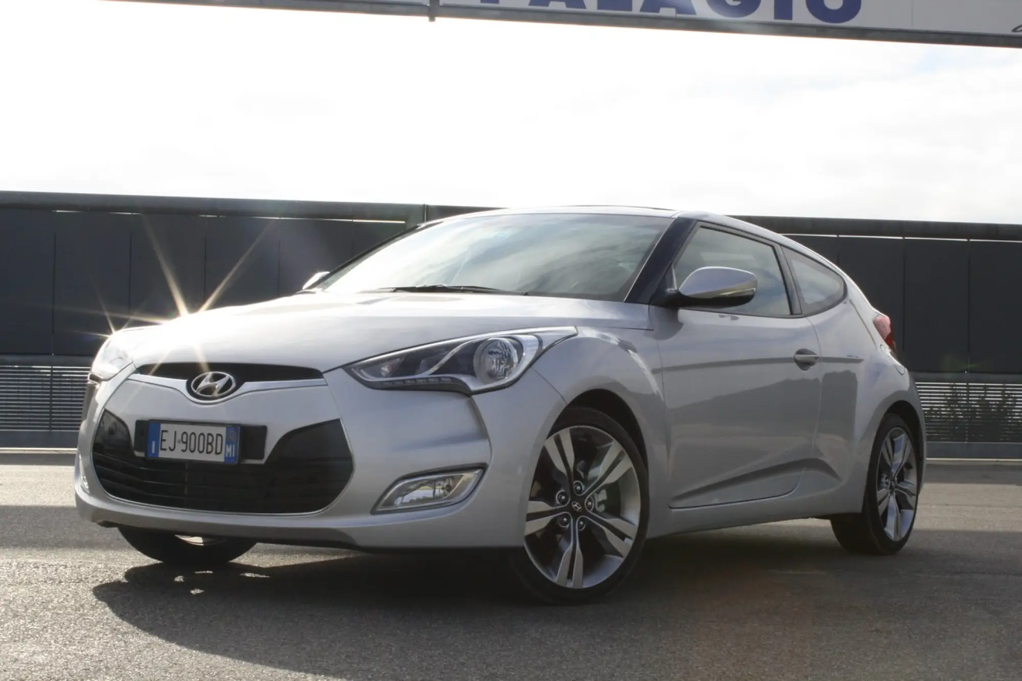 Hyundai Veloster - Test Drive - 1