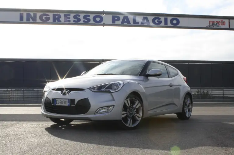 Hyundai Veloster - Test Drive - 23