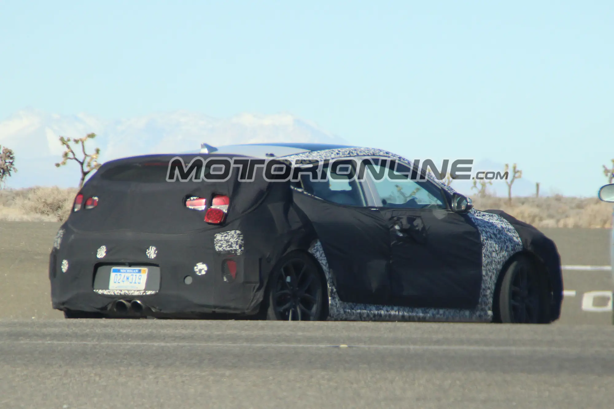 Hyundai Veloster Turbo 2019 - Foto spia 28-01-2017 - 2