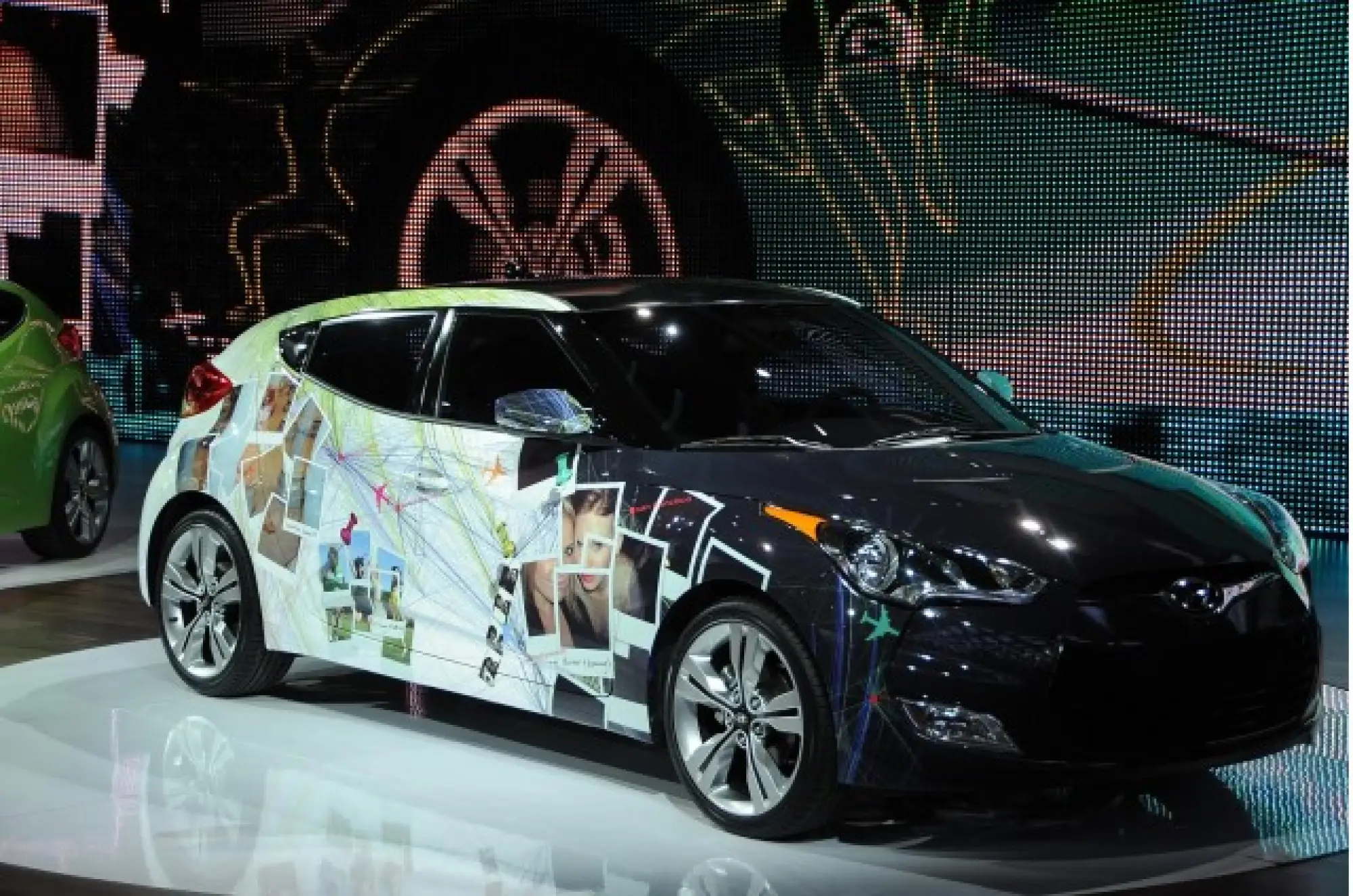 Hyundai Veloster - 10