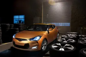 Hyundai Veloster - 12