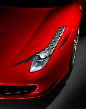 Immagini ufficiali Ferrari 458 Italia