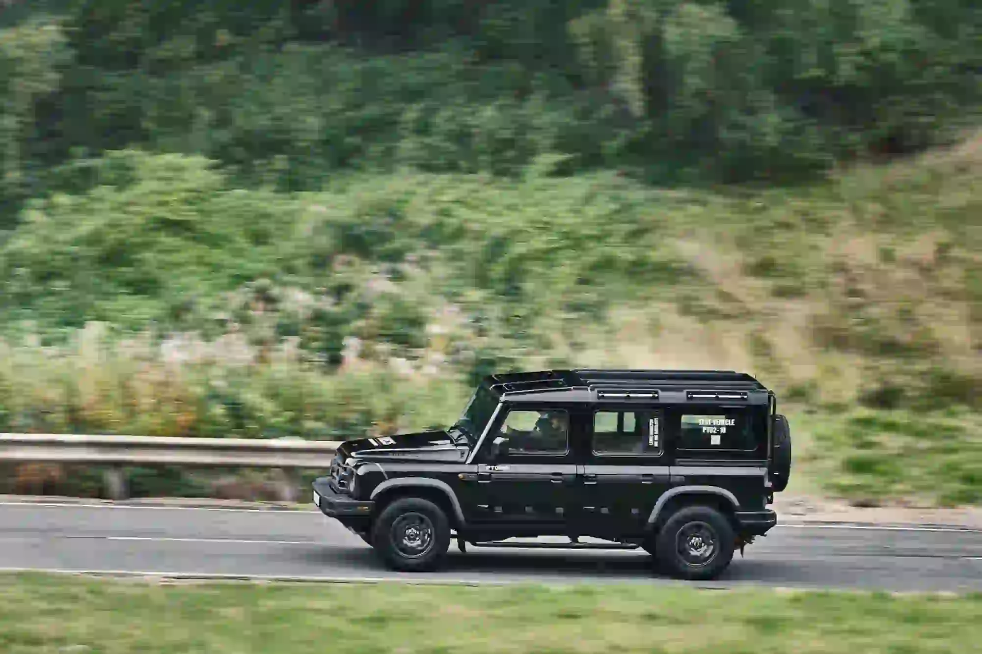 Ineos Grenadier test Lewis Hamilton - Foto - 5