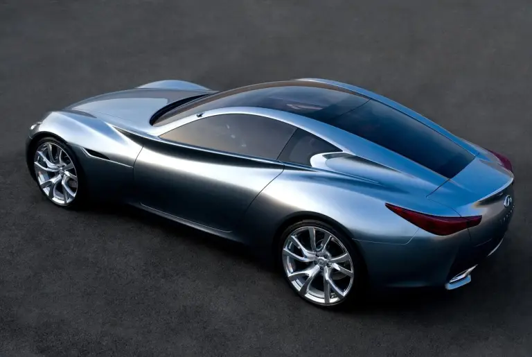 Infiniti Essence Concept - 14