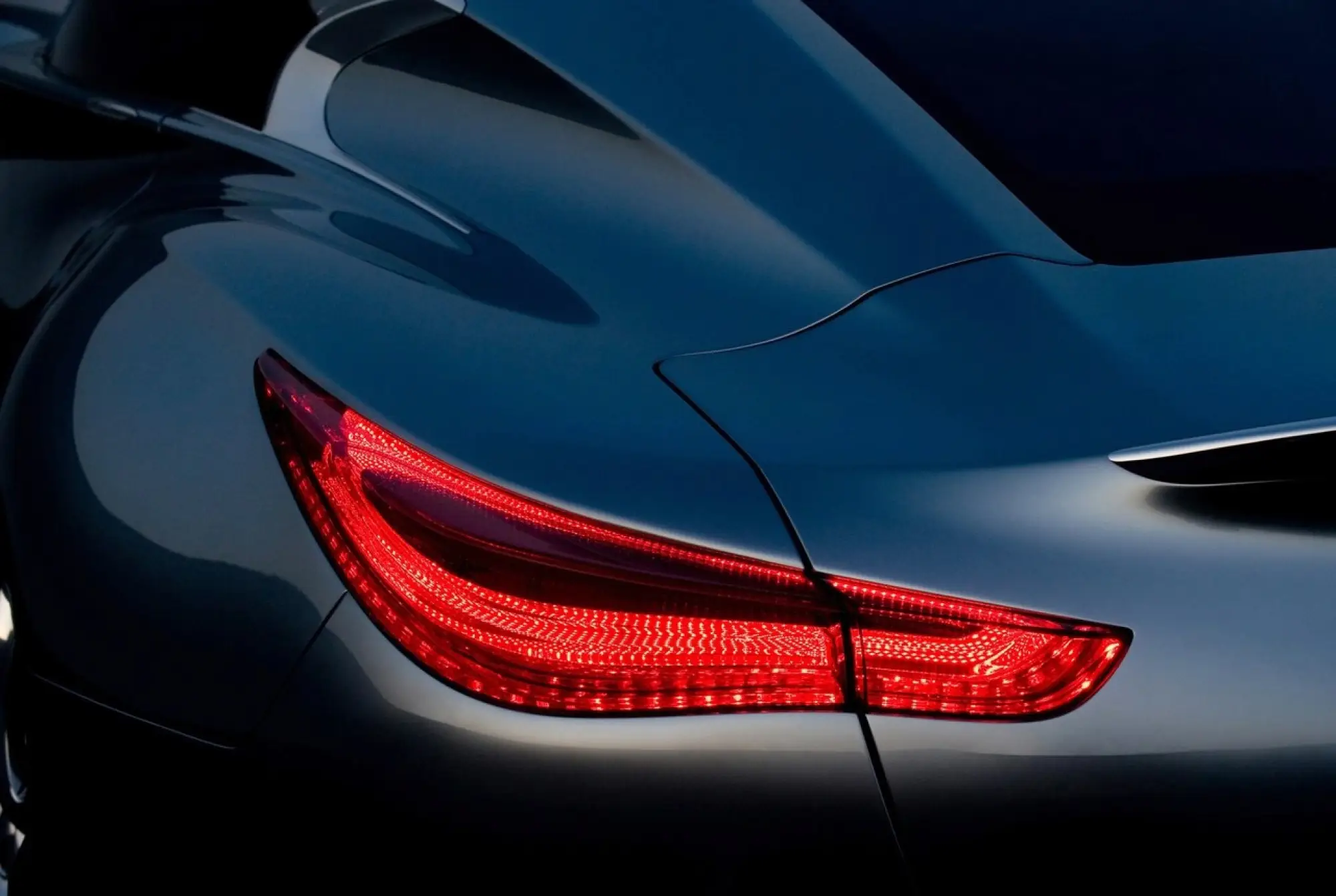 Infiniti Essence Concept - 33