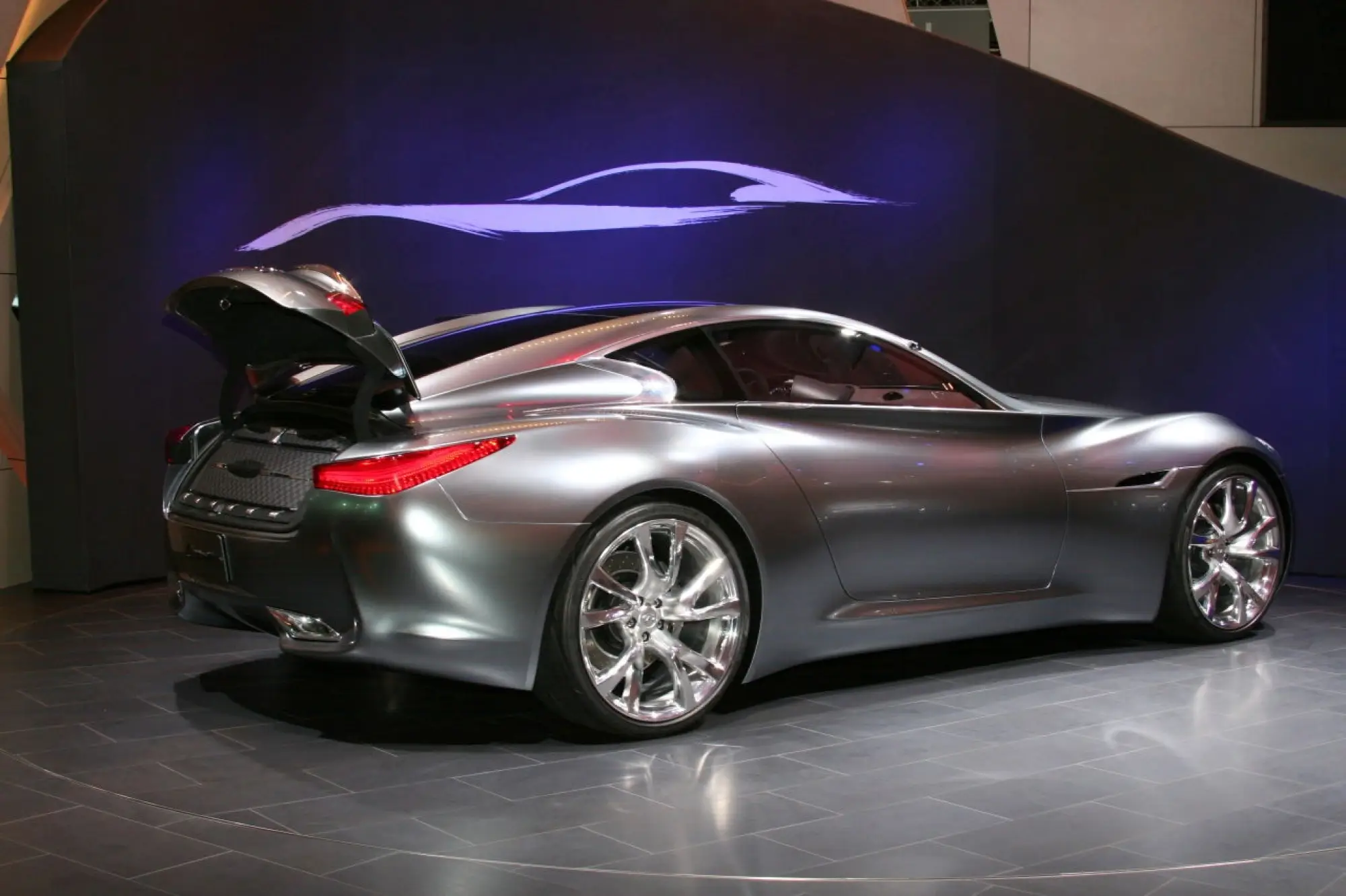 Infiniti Essence Concept - 41