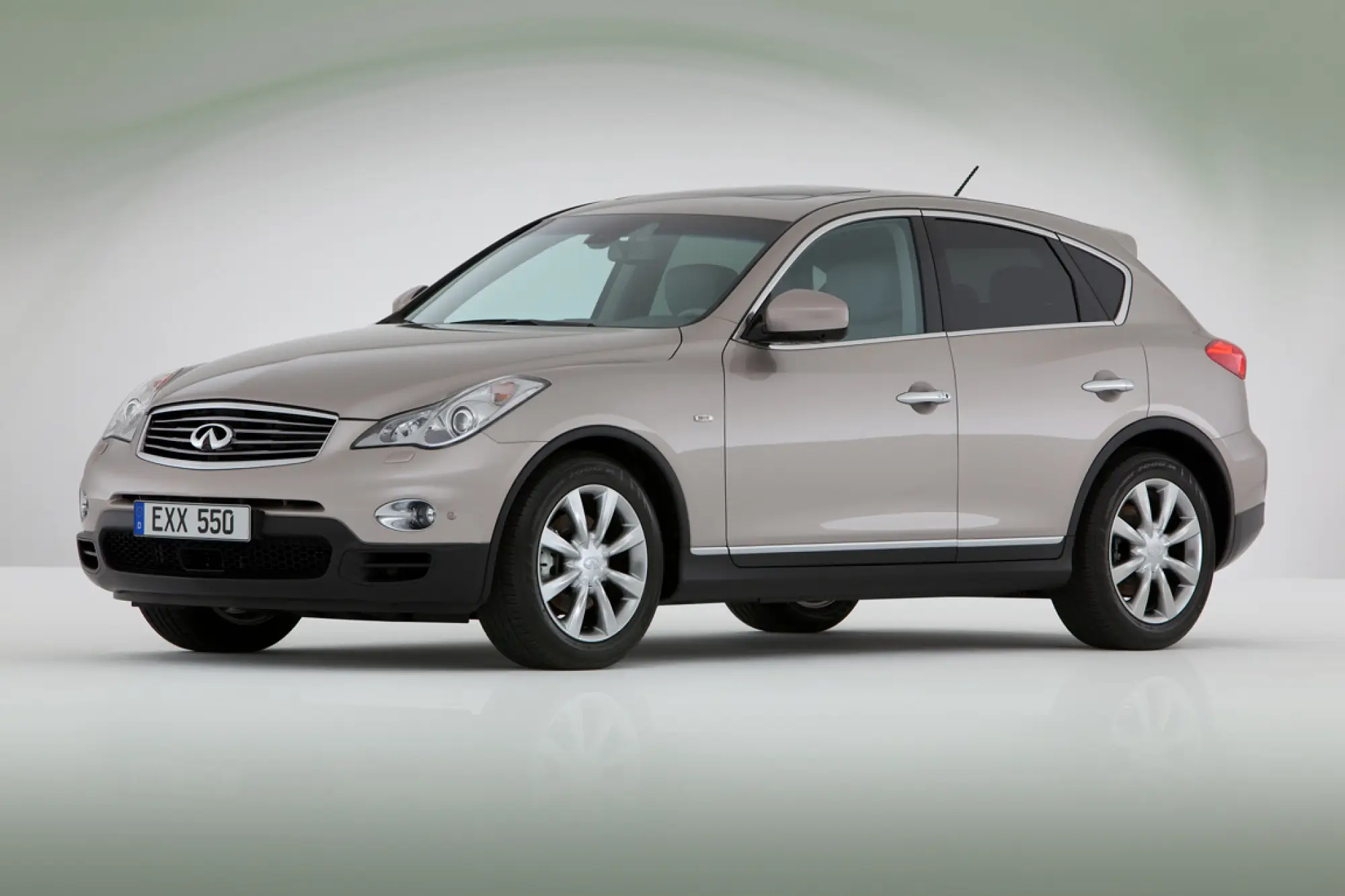 Infiniti EX30d - 1