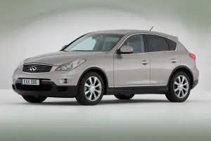 Infiniti EX30d - 1