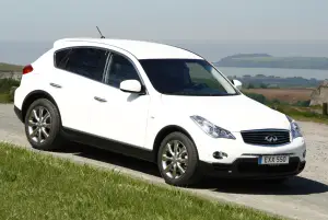 Infiniti EX30d - 6