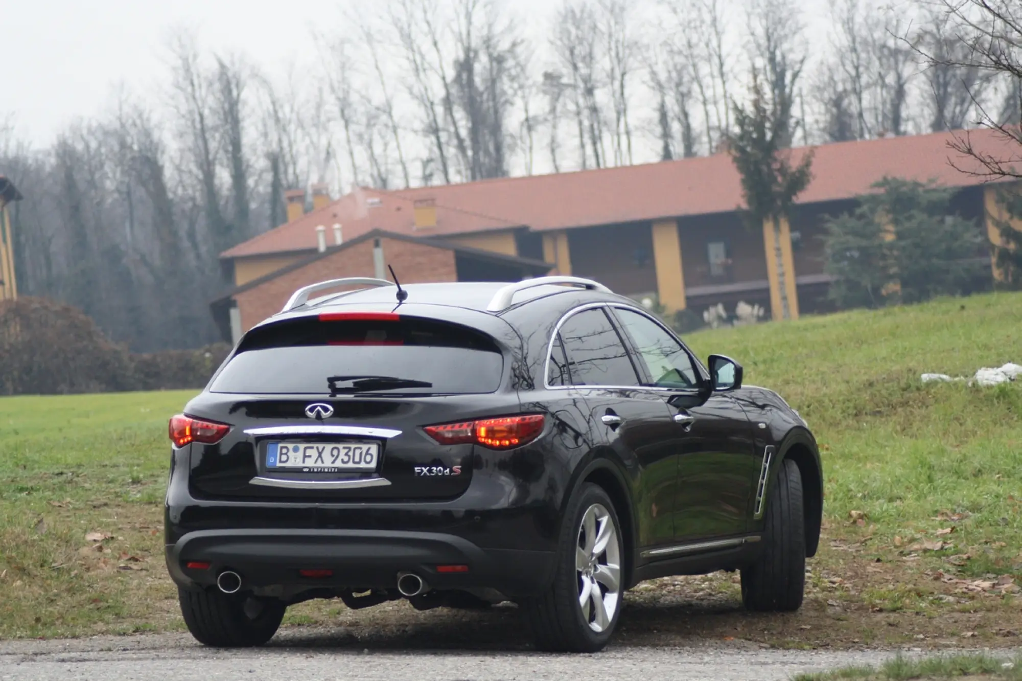 Infiniti FX 30d S - Test Drive - 16