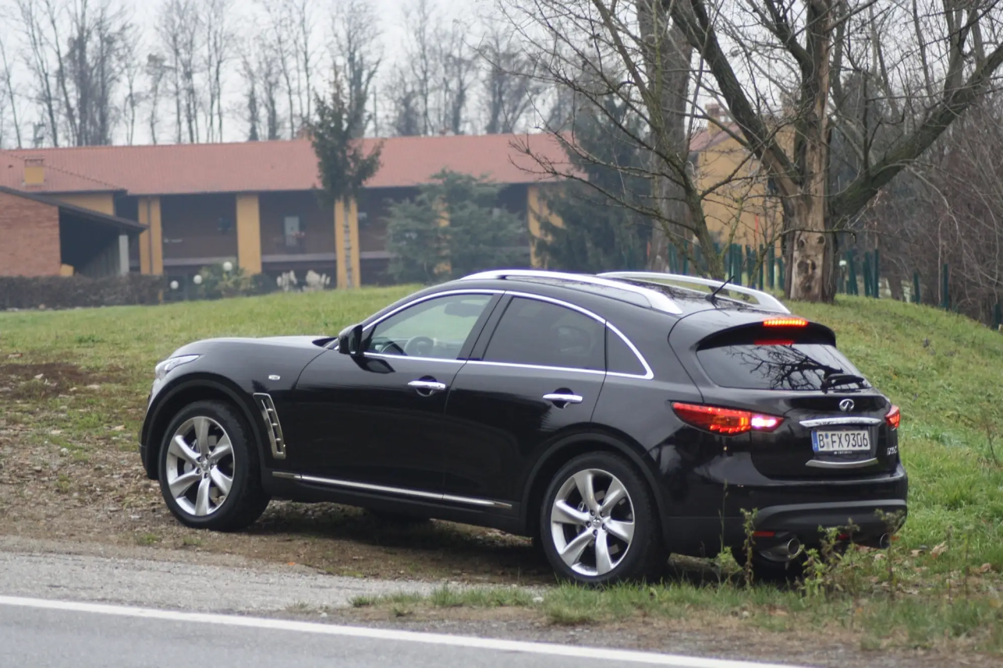 Infiniti FX 30d S - Test Drive - 32