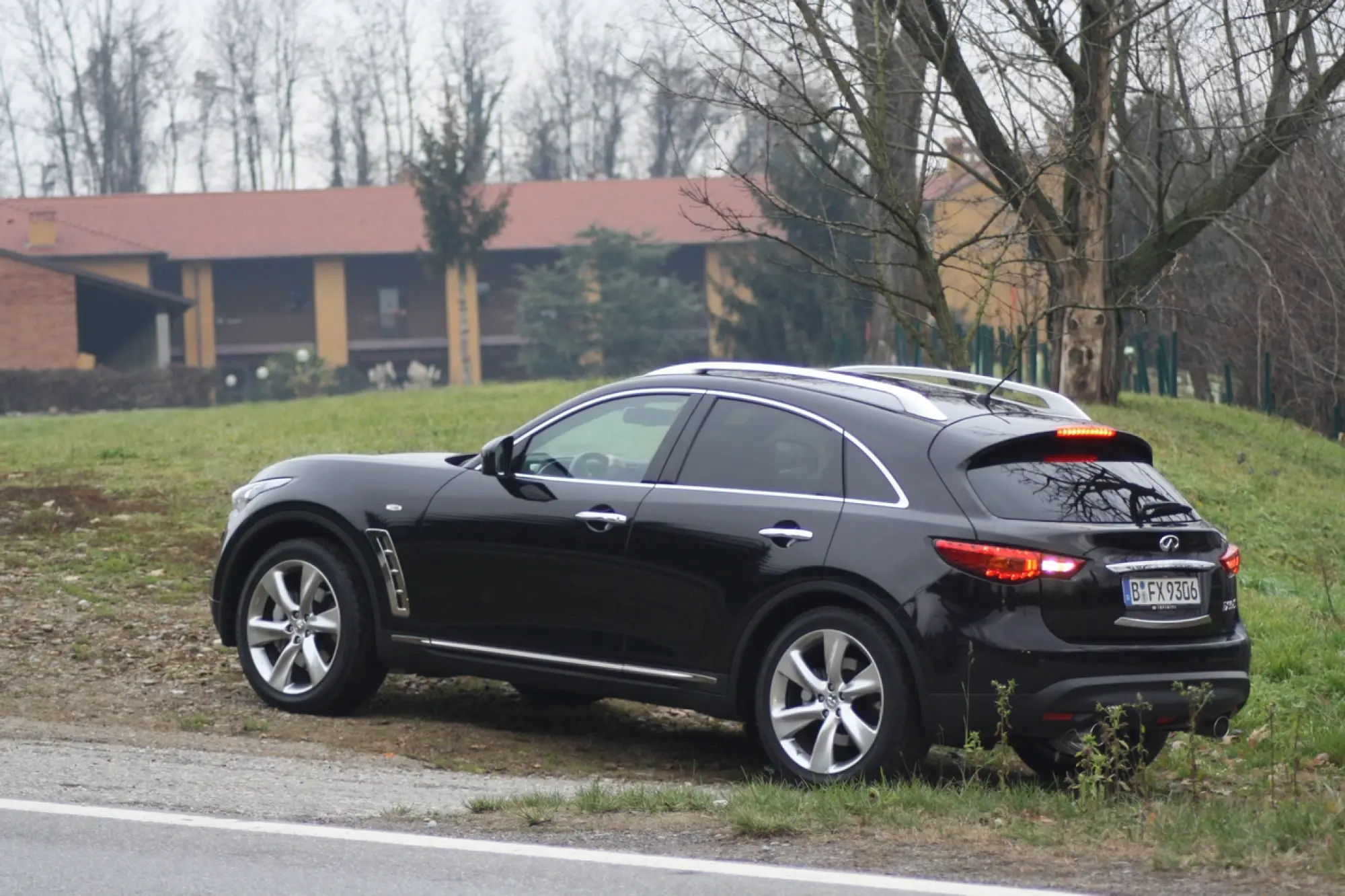 Infiniti FX 30d S - Test Drive - 33