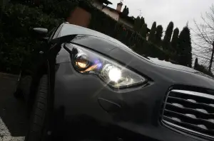 Infiniti FX 30d S - Test Drive - 46