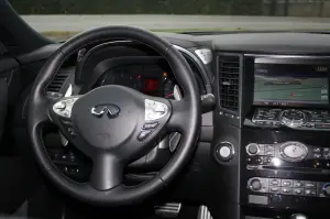 Infiniti FX 30d S - Test Drive - 89