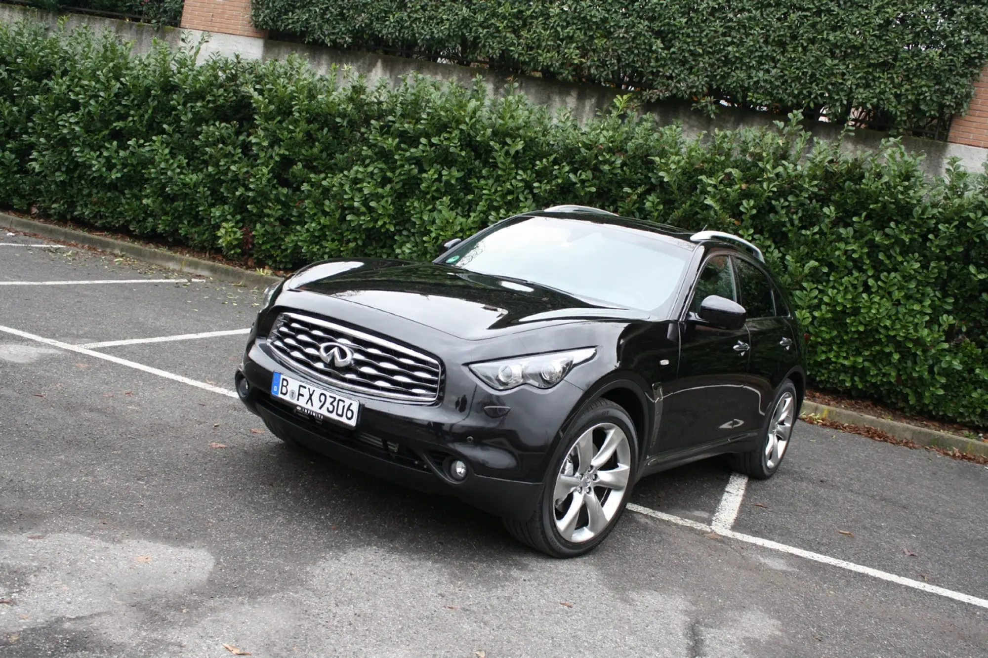 Infiniti FX 30d S - Test Drive - 95