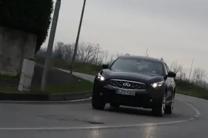 Infiniti FX 30d S - Test Drive - 108