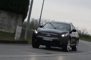 Infiniti FX 30d S - Test Drive - 109