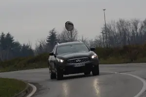 Infiniti FX 30d S - Test Drive - 126