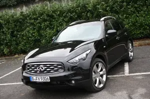 Infiniti FX 30d S - Test Drive - 117