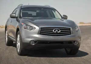 Infiniti FX restyling - 10