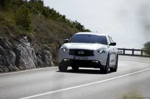 Infiniti FX Vettel Edition