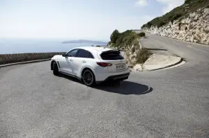 Infiniti FX Vettel Edition