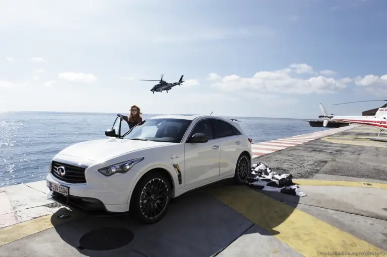 Infiniti FX Vettel Edition - 23