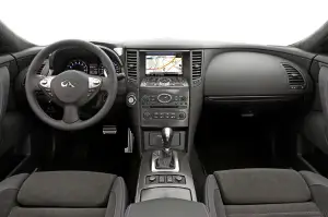 Infiniti FX Vettel Edition