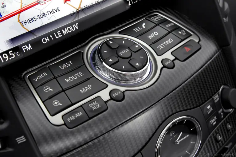 Infiniti FX Vettel Edition - 43