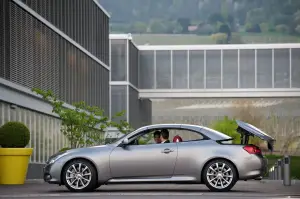 Infiniti G37 Cabrio - 19