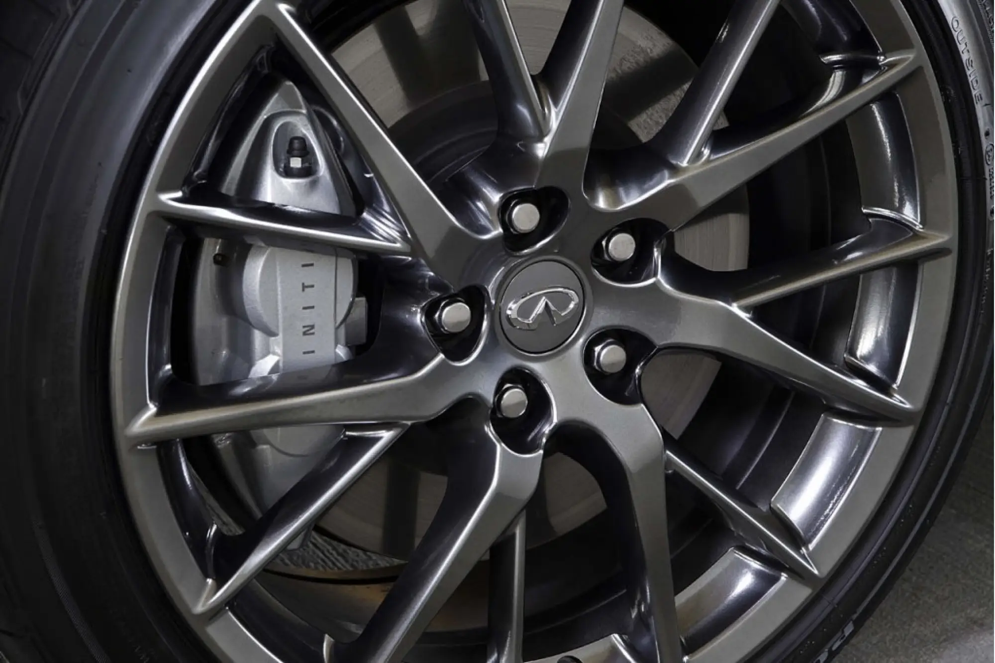 Infiniti G37 Coupé Performance Line - 8