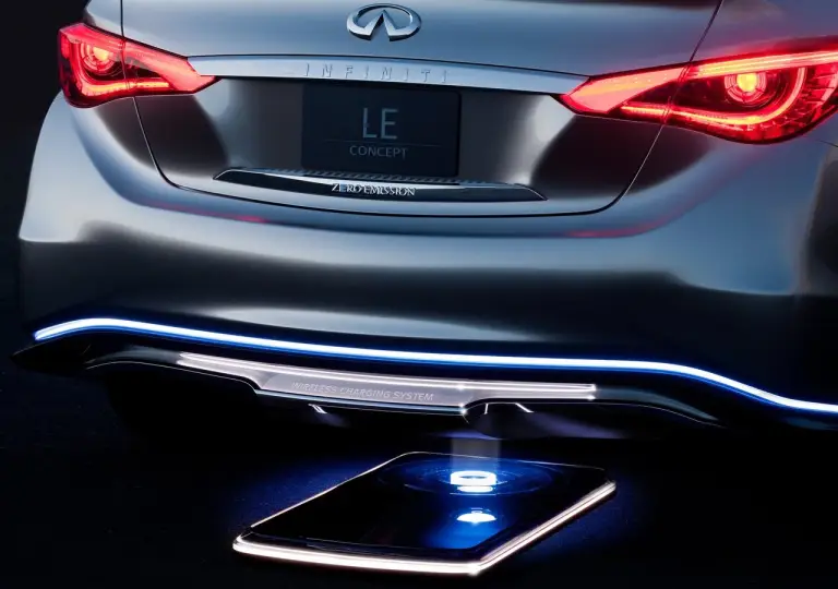 Infiniti LE Concept - 3