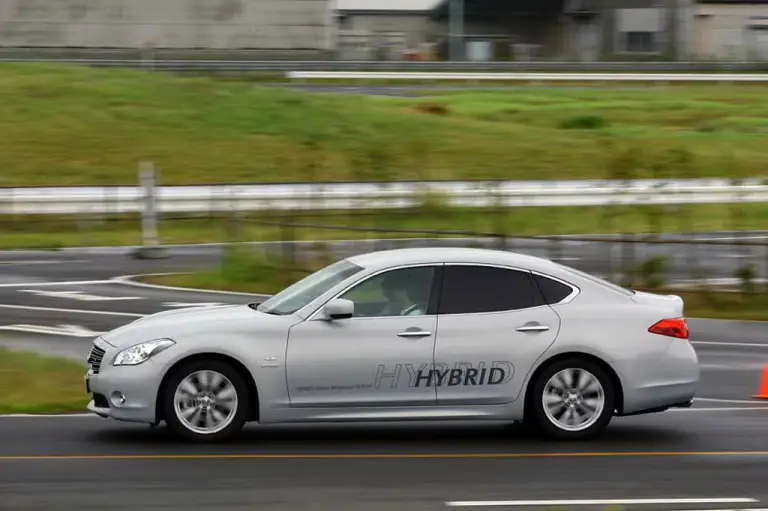 Infiniti M Ibrida - 4