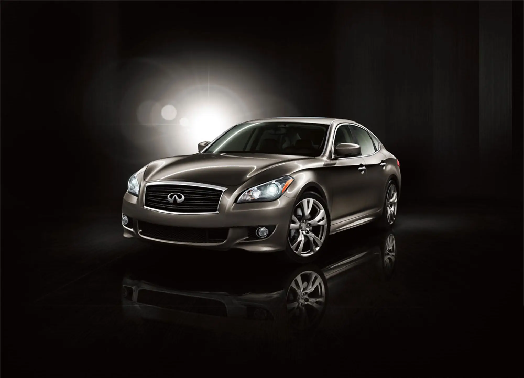 Infiniti M - 3