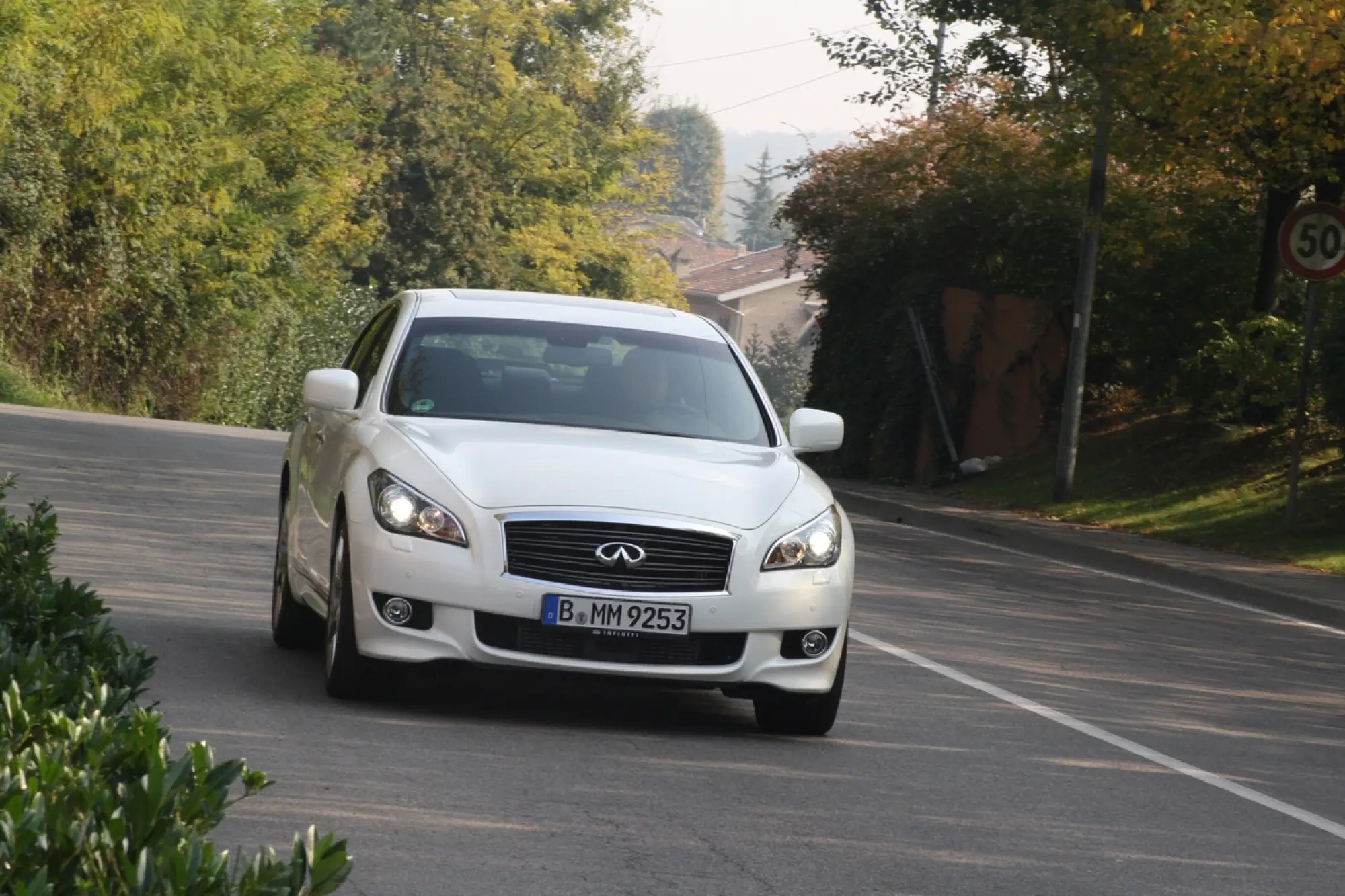 Infiniti M30d S - 6